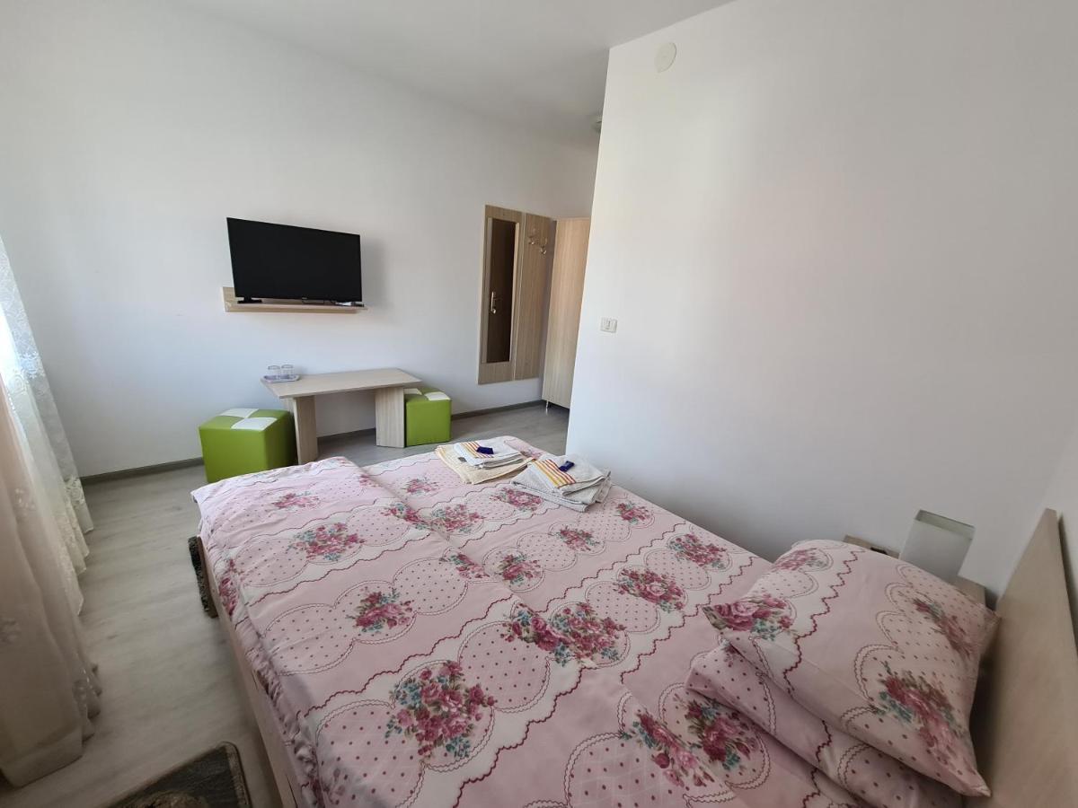 Hotel Cazare Turism Prislop Haţeg Esterno foto